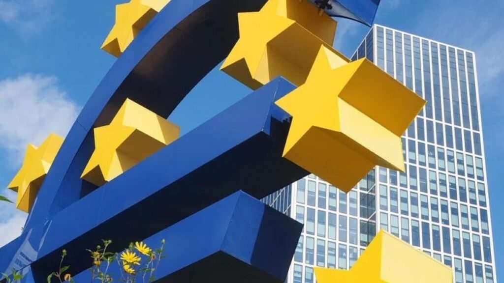 ¿Qué es el Euro Digital y cómo funcionará en Europa? Símbolo del euro en Europa relacionado con el proyecto del Euro Digital europeo